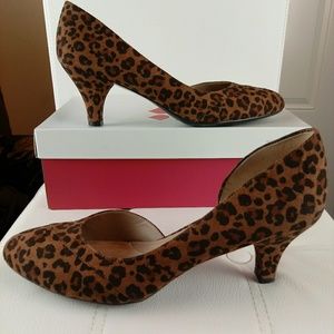 Neutralizer N5 Comfort leopard print pumps